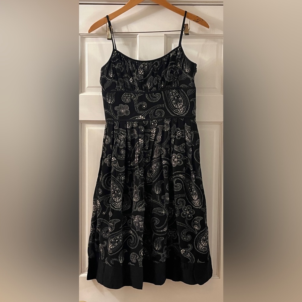 Ann Taylor 100% silk dress size 4 black